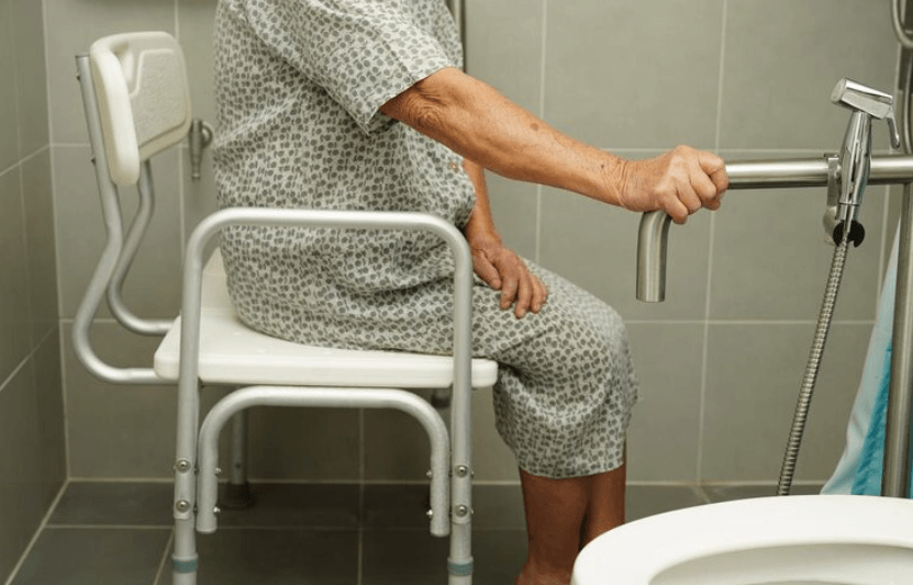 Smart Bathroom Remodeling for Elderly: Designing for Safety, Comfort, and Independence 